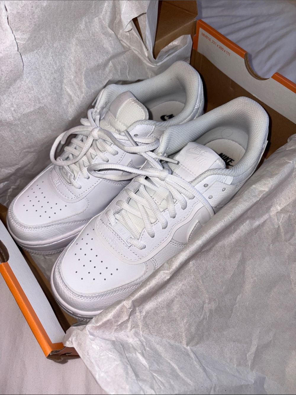 Nike White Low-Top Leather Sneakers AF1
